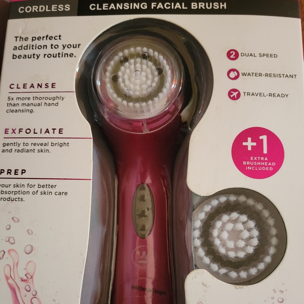 Facial cleanser